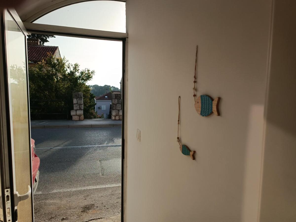 Opus Two Apartment Dubrovnik - Private Parking Exterior photo